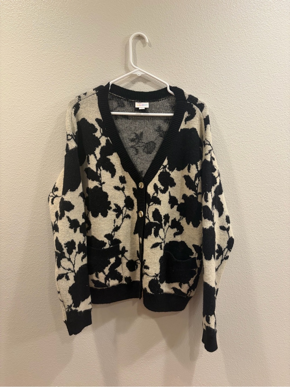 LuLaRoe Knitted Black and Cream Floral V-Neck Cardigan